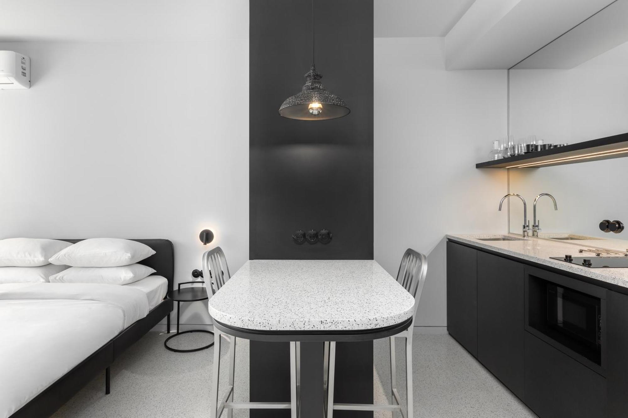 Nero Luxury Suites By Zennova Thessaloníki Luaran gambar