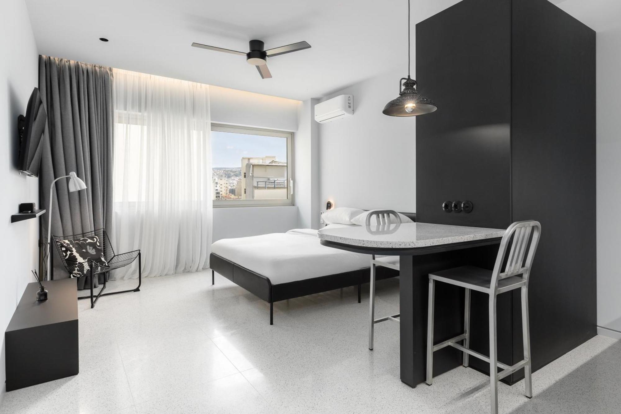 Nero Luxury Suites By Zennova Thessaloníki Luaran gambar