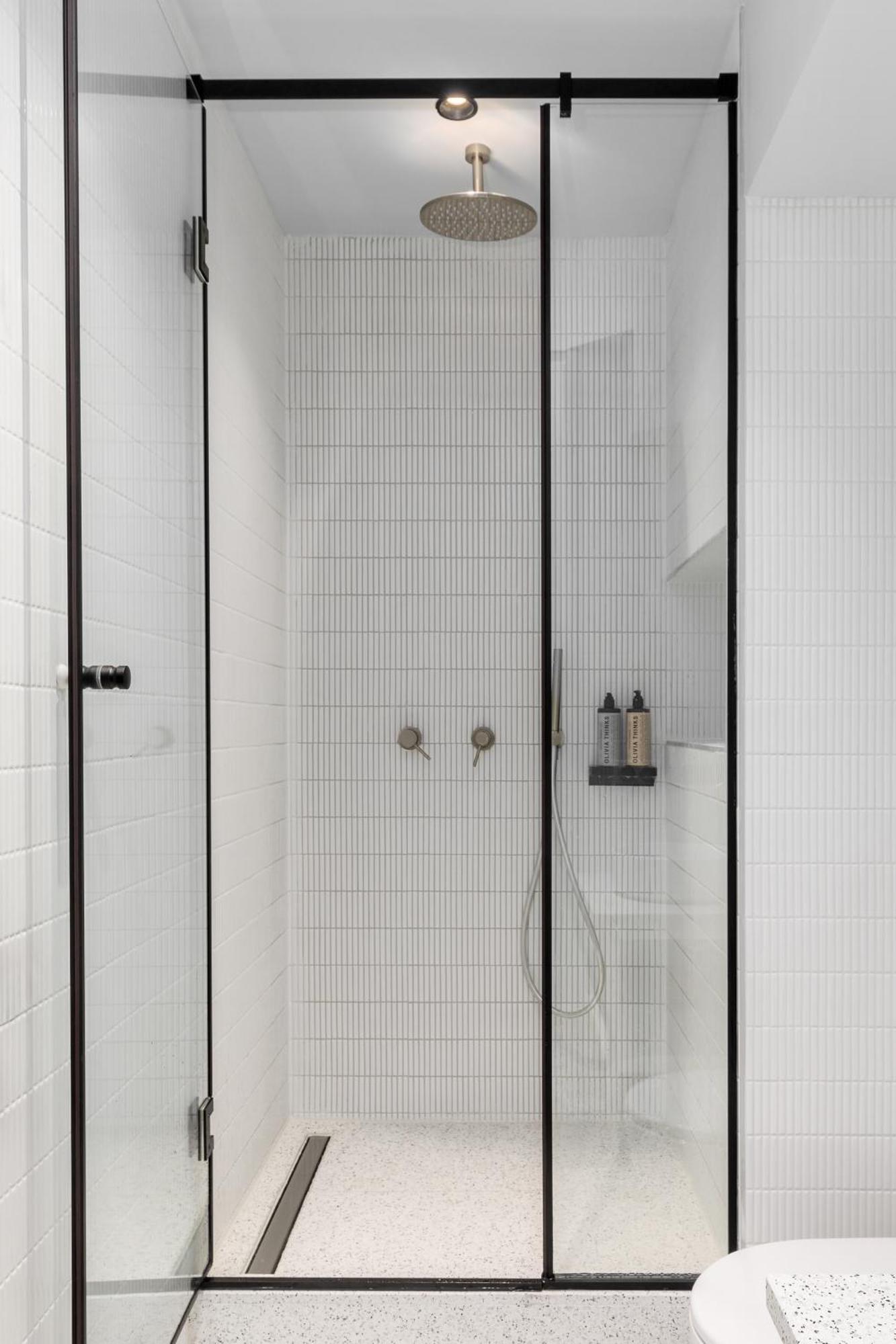 Nero Luxury Suites By Zennova Thessaloníki Luaran gambar